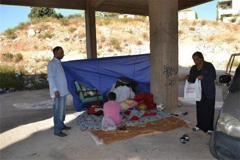 Δραματικές συνθήκες για μια οικογένεια που ζει σε ένα ... γιαπί στα Χανιά