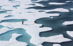 Μια από τις επιπτώσεις της απώλειας των θαλάσσιων πάγων στην Αρκτική είναι η μετακίνηση της πολικής δίνης νοτιότερα με αποτέλεσμα να αντιμετωπίζει σφοδρά κύματα κακοκαιρίας η ευρωπαϊκή ήπειρος - REUTERS/NAS