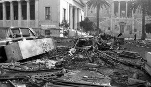 17 Νοεμβρίου, 1973, η είσοδος του Πολυτεχνείου AP
